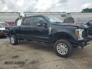 2018 Ford F-250 XL with VIN 1FT7W2B66JEB27124, listed as a Copart auction lot 63803635 with 35,378 mi miles and Salvage title. Bid and sale history available at DreamBid. Image 4.
