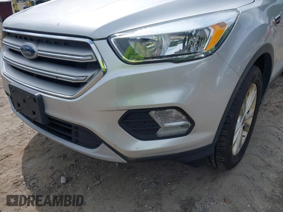 2017 Ford Escape SE z VIN 1FMCU9GD3HUA74463, wystawiony jako IAAI lot #42496171 z przebiegiem 160 534 mil mil oraz . Historia ofert i sprzedaży dostępna na DreamBid. Obrazek 6.