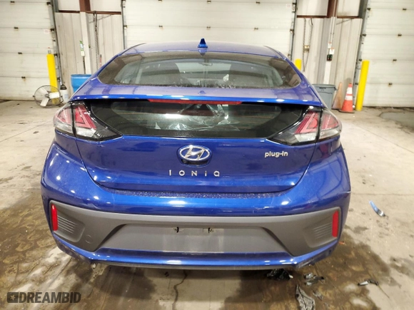 2020 Hyundai Ioniq Plug-In Hybrid SE with VIN KMHC65LD7LU226181, listed as a Copart auction lot 72204134 with 0 mi miles and Salvage Title. Bid and sale history available at carsss.com. Image 6.