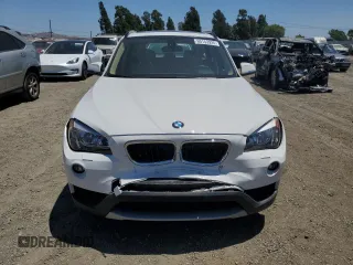 2014 BMW X1 sDrive28i z VIN WBAVM1C51EVW51832, wystawiony jako Copart lot #60153925 z przebiegiem 101 781 mil mil oraz Szkoda całkowita • Salvage title. Historia ofert i sprzedaży dostępna na DreamBid. Obrazek 5.