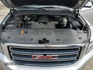 2019 GMC Yukon XL SLT z VIN 1GKS1GKC8KR245444, wystawiony jako Copart lot #55600905 z przebiegiem 106 345 mil mil oraz Szkoda całkowita • Salvage title. Historia ofert i sprzedaży dostępna na DreamBid. Obrazek 12.