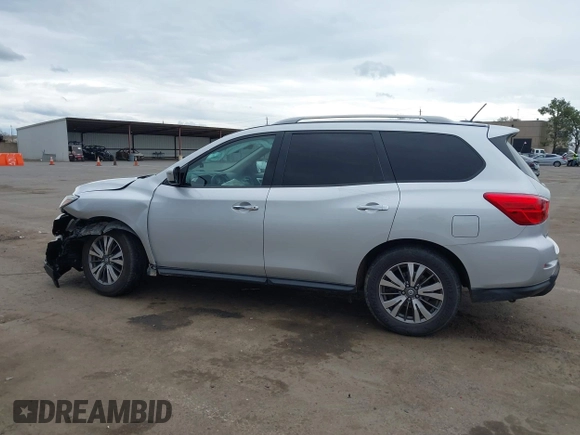 2018 Nissan Pathfinder SL with VIN 5N1DR2MN6JC612384, listed as a IAAI auction lot 41787986 with 149,247 mi miles. Bid and sale history available at carsss.com. Image 14.