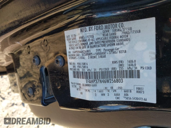 2006 Ford Focus S z VIN 1FAHP37N46W256803, wystawiony jako IAAI lot #41321856 z przebiegiem 99 657 mil mil oraz . Historia ofert i sprzedaży dostępna na DreamBid. Obrazek 9.