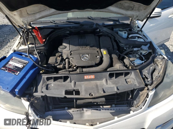 2013 Mercedes-Benz C 250 Sport с VIN WDDGF4HB3DA772525, выставлен на аукционе Copart как лот 64951505 с пробегом 194 281 миль миль и Чистый • Clean title. История ставок и продаж доступна на DreamBid. Изображение 12.