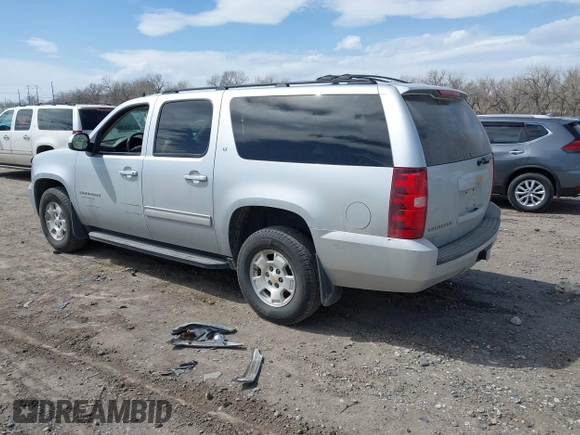 2013 Chevrolet Suburban LT with VIN 1GNSKJE78DR108955, listed as a IAAI auction lot 42004032 with 114,729 mi miles and . Bid and sale history available at DreamBid. Image 3.