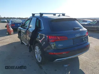 2020 Audi Q5 Premium Plus with VIN WA1BNAFY9L2076400, listed as a IAAI auction lot 41491879 with 34,854 mi miles. Bid and sale history available at carsss.com. Image 3.