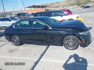 2021 BMW 3 Series 330i с VIN 3MW5R1J08M8B59664, выставлен на аукционе IAAI как лот 41985489 с пробегом 30 514 миль миль и . История ставок и продаж доступна на DreamBid. Изображение 13.
