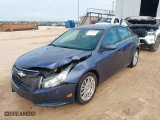 2014 Chevrolet Cruze ECO with VIN 1G1PH5SB9E7293326, listed as a IAAI auction lot 39634650 with 172,447 mi miles. Bid and sale history available at carsss.com. Image 2.