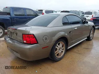 2002 Ford Mustang Standard with VIN 1FAFP40412F208412, listed as a IAAI auction lot 42565337 with 178,247 mi miles and . Bid and sale history available at DreamBid. Image 4.