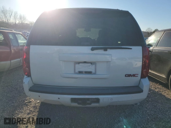 2008 GMC Yukon SLT w/4SB with VIN 1GKFC13J28R264019, listed as a Copart auction lot 89152635 with 162,303 mi miles and Clean Title. Bid and sale history available at carsss.com. Image 6.