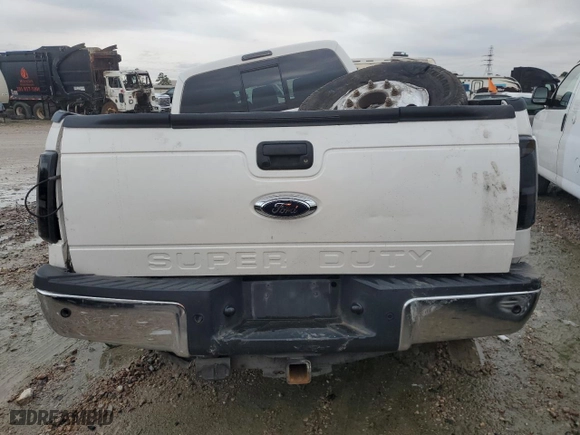 2016 Ford Super Duty F-350 DRW Lariat with VIN 1FT8W3DT2GEB90758, listed as a Copart auction lot 89370325 with 104,318 mi miles and Salvage Title. Bid and sale history available at carsss.com. Image 6.
