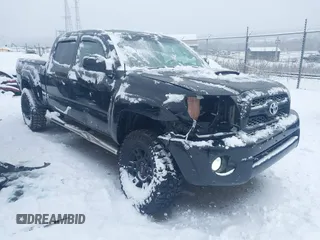 2011 Toyota Tacoma with VIN 3TMMU4FN8BM025440, listed as a IAAI auction lot 41246630 with 137,341 mi miles and . Bid and sale history available at DreamBid. Image 6.