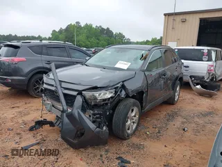 2021 Toyota RAV4 XLE with VIN 2T3W1RFV7MW114464, listed as a IAAI auction lot 39354802 with 41,922 mi miles. Bid and sale history available at carsss.com. Image 17.