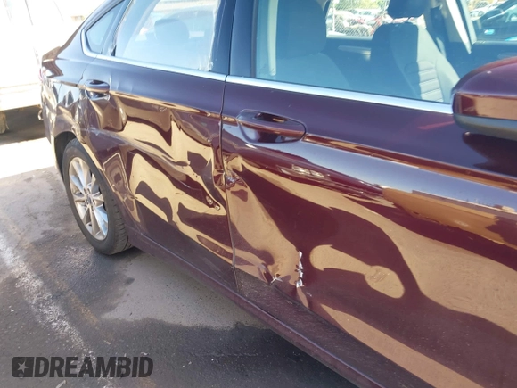 2017 Ford Fusion SE z VIN 3FA6P0H78HR368483, wystawiony jako IAAI lot #42279314 z przebiegiem 68 363 mil mil oraz . Historia ofert i sprzedaży dostępna na DreamBid. Obrazek 21.