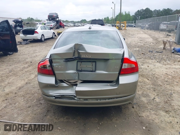2008 Volvo S80 3.2L с VIN YV1AS982181048678, выставлен на аукционе IAAI как лот 42144272 с пробегом 208 018 миль миль и . История ставок и продаж доступна на DreamBid. Изображение 16.