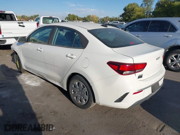 2022 Kia Rio S with VIN 3KPA24AD4NE498600, listed as a IAAI auction lot 40527357 with 59,614 mi miles and . Bid and sale history available at carsss.com. Image 3.