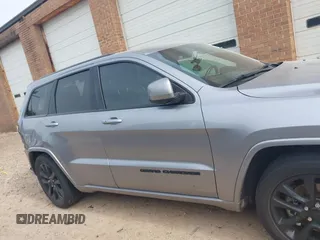 2021 Jeep Grand Cherokee Laredo E с VIN 1C4RJEAG0MC625113, выставлен на аукционе IAAI как лот 42280310 с пробегом 56 111 миль миль и . История ставок и продаж доступна на DreamBid. Изображение 13.