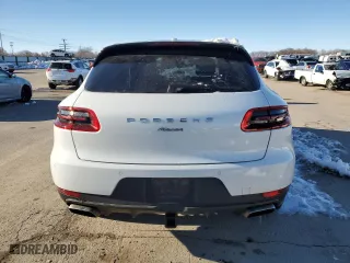 2018 Porsche Macan with VIN WP1AA2A52JLB02714, listed as a Copart auction lot 44530285 with 35,790 mi miles and Salvage Title. Bid and sale history available at carsss.com. Image 6.