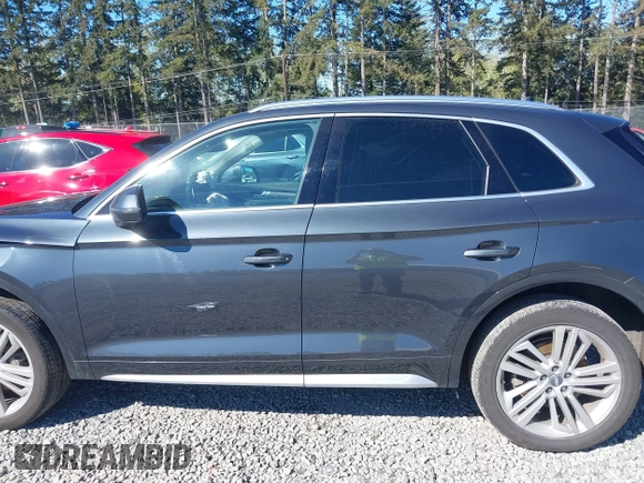 2018 Audi Q5 Premium Plus with VIN WA1BNAFY9J2125799, listed as a IAAI auction lot 42035992 with 59,403 mi miles. Bid and sale history available at carsss.com. Image 14.