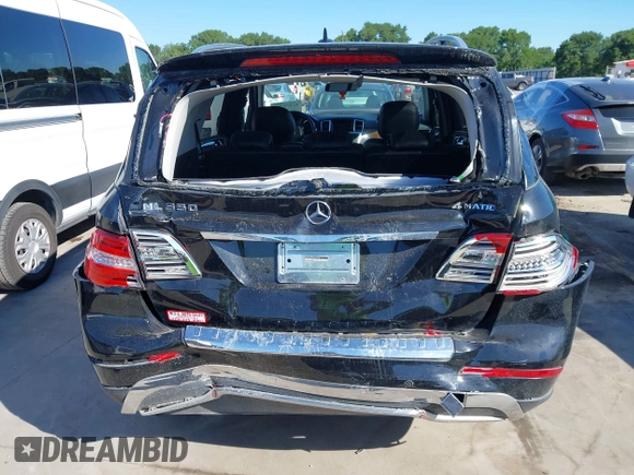 2012 Mercedes-Benz M 350 with VIN 4JGDA5HB8CA035655, listed as a IAAI auction lot 42221706 with 95,443 mi miles and . Bid and sale history available at DreamBid. Image 15.