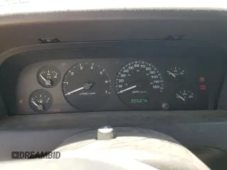 1999 Jeep Grand Cherokee Limited with VIN 1J4GW68N5XC549051, listed as a Copart auction lot 64376325 with 205,276 mi miles and Clean title. Bid and sale history available at DreamBid. Image 10.