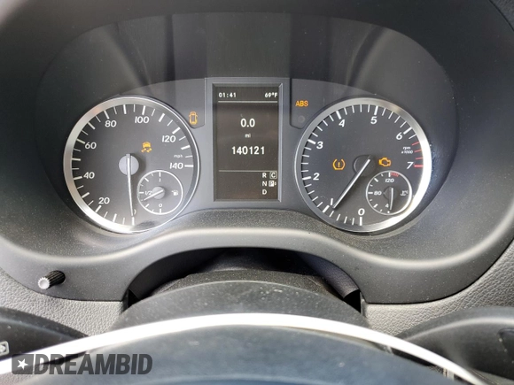 2016 Mercedes-Benz Metris Passenger with VIN WD4PG2EE9G3140816, listed as a Copart auction lot 53452675 with 140,121 mi miles and Salvage title. Bid and sale history available at DreamBid. Image 9.