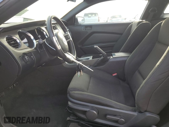 2013 Ford Mustang V6 with VIN 1ZVBP8AM3D5259477, listed as a Copart auction lot 51138405 with 104,667 mi miles and Salvage Title. Bid and sale history available at carsss.com. Image 7.