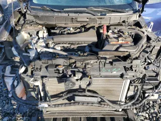 2017 Nissan Rogue SV with VIN 5N1AT2MV8HC784446, listed as a Copart auction lot 48675675 with 84,437 mi miles and Salvage Title. Bid and sale history available at carsss.com. Image 12.
