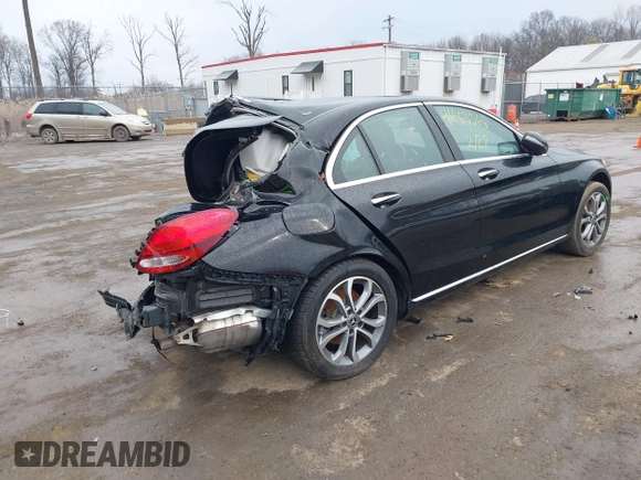 2018 Mercedes-Benz C 300 с VIN 55SWF4KB5JU242766, выставлен на аукционе IAAI как лот 41663368 с пробегом 79 959 миль миль и . История ставок и продаж доступна на DreamBid. Изображение 4.