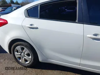2016 Kia Forte LX with VIN KNAFX4A67G5554081, listed as a IAAI auction lot 41115117 with 145,432 mi miles. Bid and sale history available at carsss.com. Image 6.