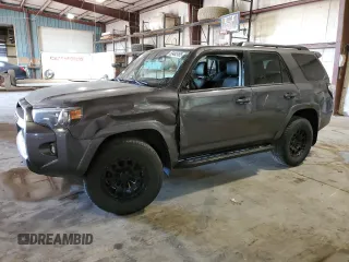 2021 Toyota 4Runner SR5 Premium с VIN JTENU5JR0M5945913, выставлен на аукционе Copart как лот 53485185 с пробегом 57 142 миль миль и Списание • Salvage title. История ставок и продаж доступна на DreamBid. Изображение 1.