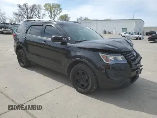 2017 Ford Police Interceptor Utility z VIN 1FM5K8AT2HGD07384, wystawiony jako Copart lot #48473455 z przebiegiem 99 193 mil mil oraz Szkoda całkowita • Salvage title. Historia ofert i sprzedaży dostępna na DreamBid. Obrazek 4.
