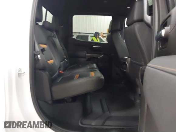 2021 GMC Sierra 1500 AT4 with VIN 3GTP9EED3MG184848, listed as a IAAI auction lot 41400026 with 35,645 mi miles. Bid and sale history available at carsss.com. Image 8.