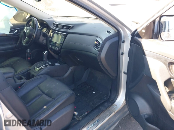 2017 Nissan Rogue SL with VIN JN8AT2MT0HW380062, listed as a IAAI auction lot 41327848 with Not Provided miles and . Bid and sale history available at DreamBid. Image 5.
