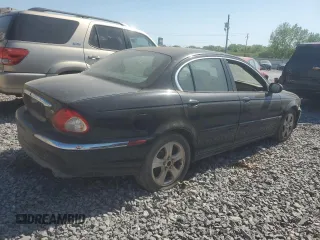 2002 Jaguar X-Type z VIN SAJEA51C02WC53526, wystawiony jako Copart lot #53761265 z przebiegiem 156 584 mil mil oraz Czysty tytuł • Clean title. Historia ofert i sprzedaży dostępna na DreamBid. Obrazek 3.