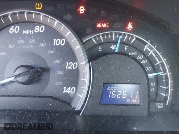 2014 Toyota Camry L with VIN 4T1BF1FK4EU338230, listed as a IAAI auction lot 41797002 with 162,611 mi miles. Bid and sale history available at carsss.com. Image 15.