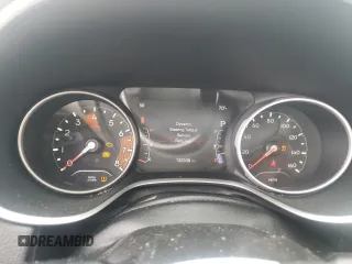 2019 Jeep Compass Altitude с VIN 3C4NJDBB9KT630968, выставлен на аукционе Copart как лот 59990235 с пробегом 132 506 миль миль и Списание • Salvage title. История ставок и продаж доступна на DreamBid. Изображение 9.