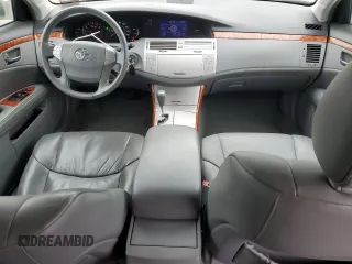 2005 Toyota Avalon XL with VIN 4T1BK36B95U046581, listed as a Copart auction lot 52516655 with 185,484 mi miles and Clean Title. Bid and sale history available at carsss.com. Image 8.