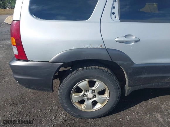 2004 Mazda Tribute LX with VIN 4F2YZ94104KM31979, listed as a IAAI auction lot 41825178 with NaN miles. Bid and sale history available at carsss.com. Image 12.