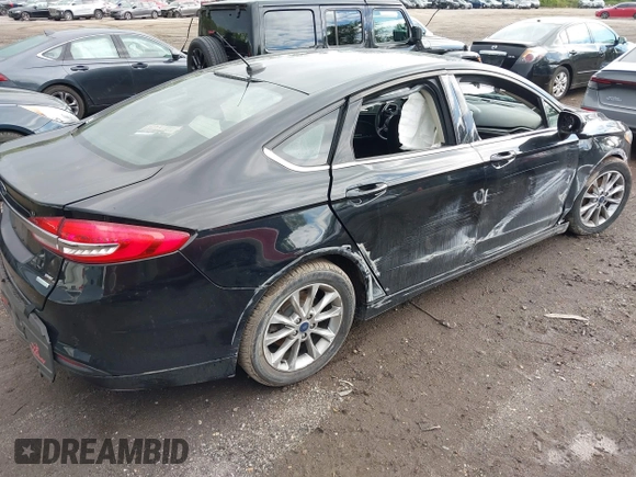 2017 Ford Fusion SE z VIN 3FA6P0HD4HR338676, wystawiony jako IAAI lot #42197370 z przebiegiem 50 862 mil mil oraz . Historia ofert i sprzedaży dostępna na DreamBid. Obrazek 4.
