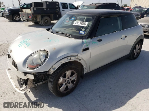 2017 MINI Hardtop Cooper with VIN WMWXP5C31H2F60901, listed as a Copart auction lot 49279985 with 75,749 mi miles and Clean title. Bid and sale history available at DreamBid. Image 1.