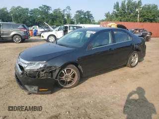 2010 Ford Fusion SE with VIN 3FAHP0HG7AR134740, listed as a Copart auction lot 59852525 with 105,920 mi miles and Salvage title. Bid and sale history available at DreamBid. Image 1.