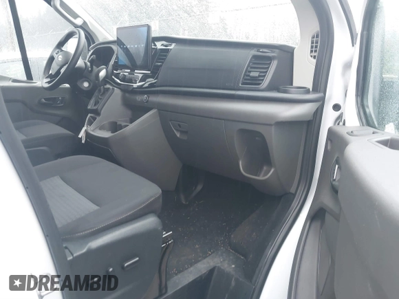 2023 Ford Transit Passenger XL с VIN 1FBAX2Y83PKA49279, выставлен на аукционе IAAI как лот 41869175 с пробегом 19 149 миль миль и . История ставок и продаж доступна на DreamBid. Изображение 5.