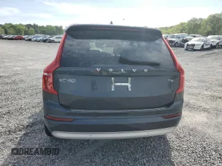 2022 Volvo XC90 Momentum z VIN YV4A221K8N1830007, wystawiony jako Copart lot #53512435 z przebiegiem 39 021 mil mil oraz Szkoda całkowita • Salvage title. Historia ofert i sprzedaży dostępna na DreamBid. Obrazek 6.