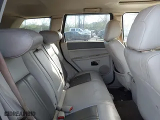 2005 Jeep Grand Cherokee Limited with VIN 1J4HR58245C697913, listed as a IAAI auction lot 41893223 with 255,297 mi miles. Bid and sale history available at carsss.com. Image 8.