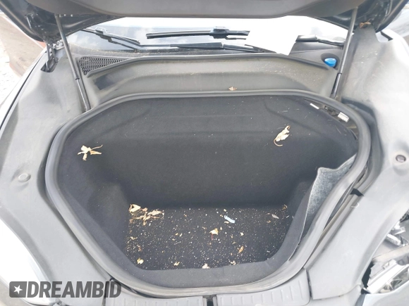 2016 Tesla Model S 90D with VIN 5YJSA1E27GF129130, listed as a IAAI auction lot 41922227 with 134,422 mi miles and . Bid and sale history available at DreamBid. Image 10.
