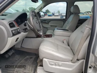 2011 Chevrolet Avalanche LTZ z VIN 3GNTKGE37BG309179, wystawiony jako Copart lot #56670745 z przebiegiem 177 255 mil mil oraz Szkoda całkowita • Salvage title. Historia ofert i sprzedaży dostępna na DreamBid. Obrazek 7.