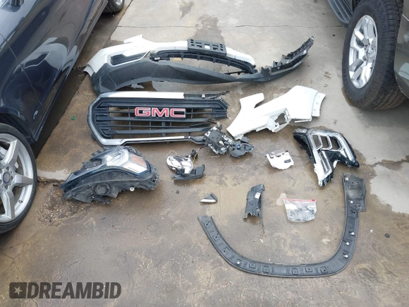 2022 GMC Terrain SLE z VIN 3GKALMEV2NL137933, wystawiony jako IAAI lot #42337794 z przebiegiem 55 307 mil mil oraz . Historia ofert i sprzedaży dostępna na DreamBid. Obrazek 12.
