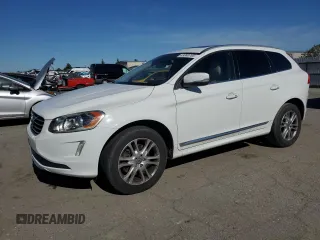 2015 Volvo XC60 T5 Drive-E Premier z VIN YV440MDB7F2602716, wystawiony jako Copart lot #43380785 z przebiegiem 78 357 mil mil oraz Szkoda całkowita • Salvage title. Historia ofert i sprzedaży dostępna na DreamBid. Obrazek 1.