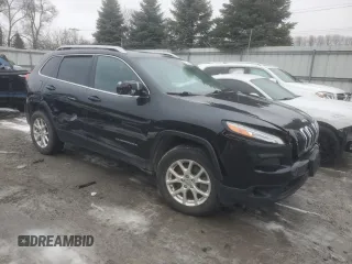 2016 Jeep Cherokee Altitude with VIN 1C4PJMCS9GW105899, listed as a Copart auction lot 85322514 with 158,981 mi miles and Clean title. Bid and sale history available at DreamBid. Image 4.